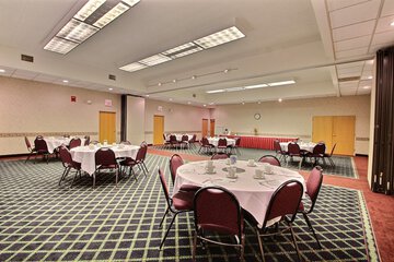 Ballroom/Hall 55 of 61