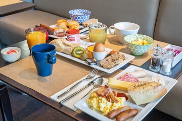 Breakfast meal