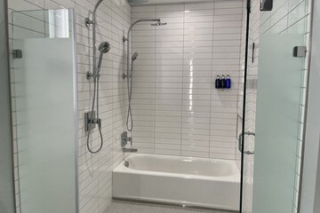 Bathroom shower