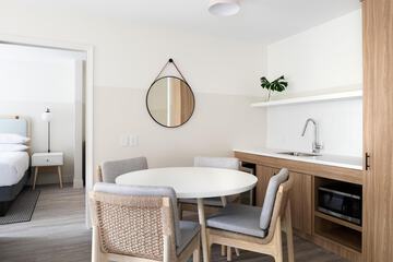 Minibar