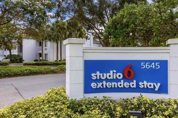 Studio 6 Coral Springs FL - Fort Lauderdale