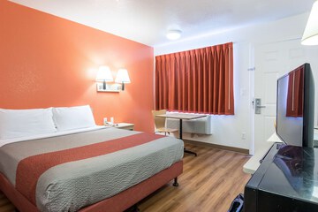 Room 22 of 36