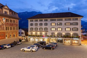 Front of property - evening/night