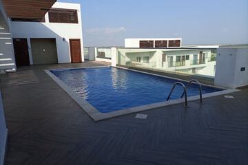 Rooftop pool