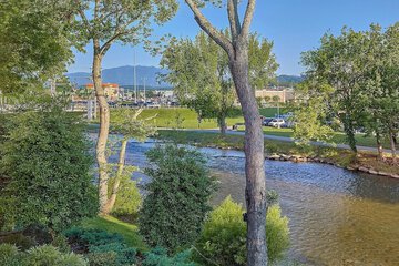 Terrace/Patio 27 of 33