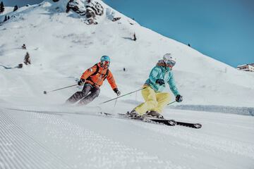 Skiing