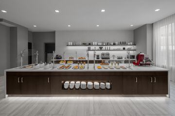 Breakfast/Coffee Service 45 of 60