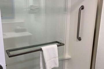 Room 11 of 20