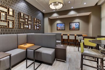 Breakfast/Coffee Service 44 of 59