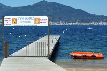 Dock