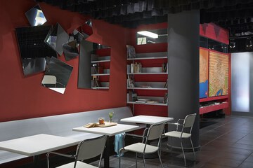 Food court