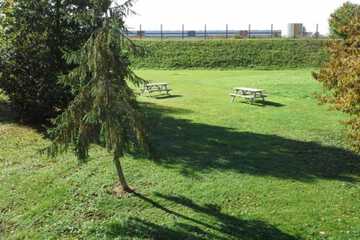 BBQ/picnic area