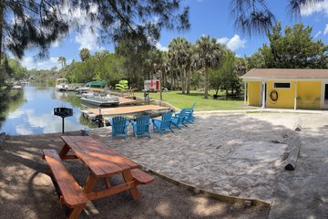 BBQ/picnic area