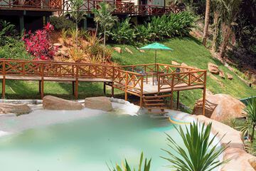 Pool waterfall