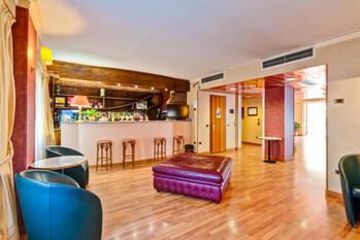 Hotel Bar
