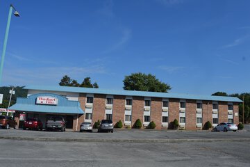 Budget Inn of Claypool Hill