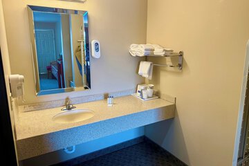 Bathroom sink