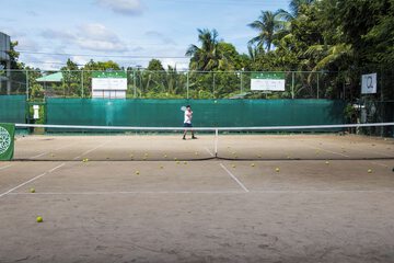 Tennis court