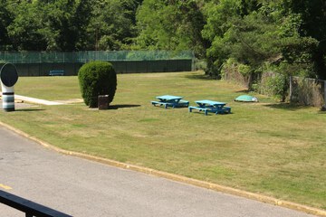 Children's play area - outdoor