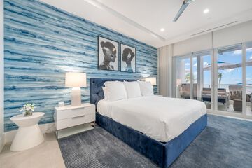 Beach/ocean view
