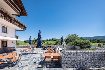 Sundeck