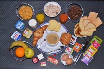 Breakfast meal