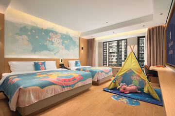 Children's theme room