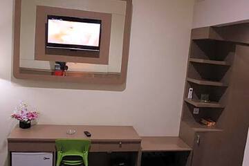 Photo 18