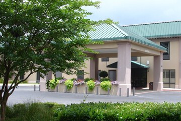 Moncks Corner Inn