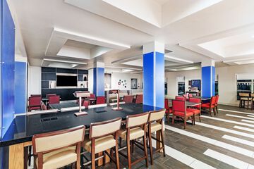 Breakfast/Coffee Service 27 of 31