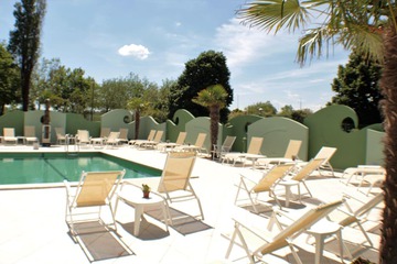 Sundeck