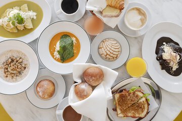 Breakfast meal