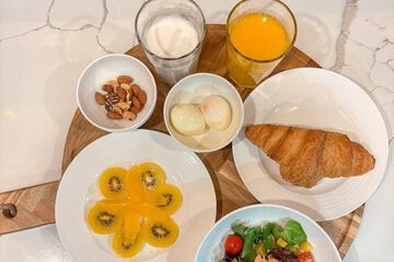 Breakfast meal