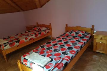 Photo 50