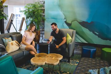 Lobby lounge
