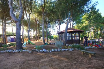 Children's play area - outdoor