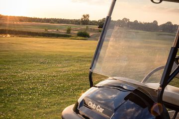 Golf cart