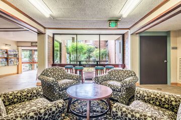 Hotel Interior 9 of 34