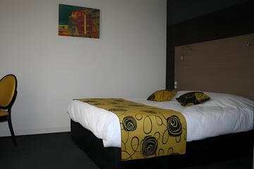 Photo 33