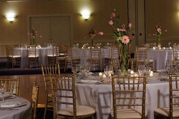 Ballroom/Hall 79 of 86