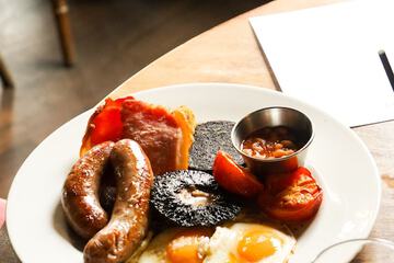 Breakfast meal