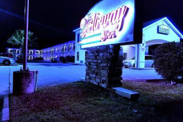 Property Grounds 19 of 19