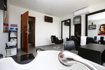 Hair salon