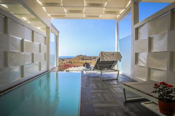 Private pool