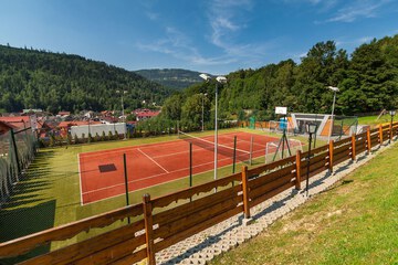 Tennis court