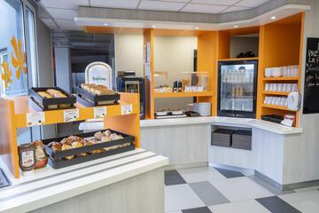 Breakfast area