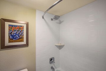 Room 26 of 58