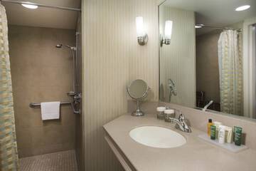 Room 95 of 176