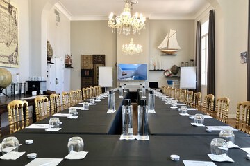 Business center