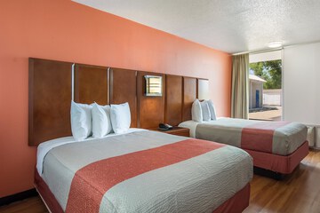 Room 44 of 46